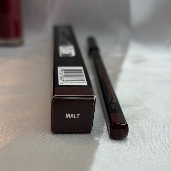 Anastasia 2pc Lip Essential W/Black sequin cosmetic pouch NIB - Picture 11 of 11